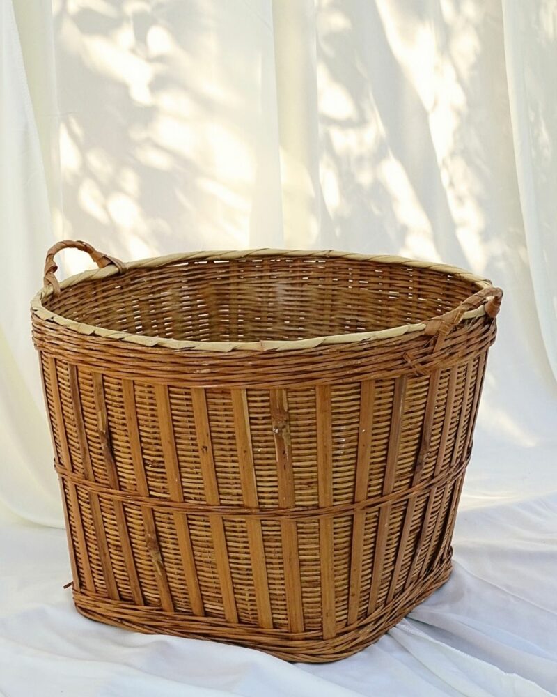 Grand panier à louer